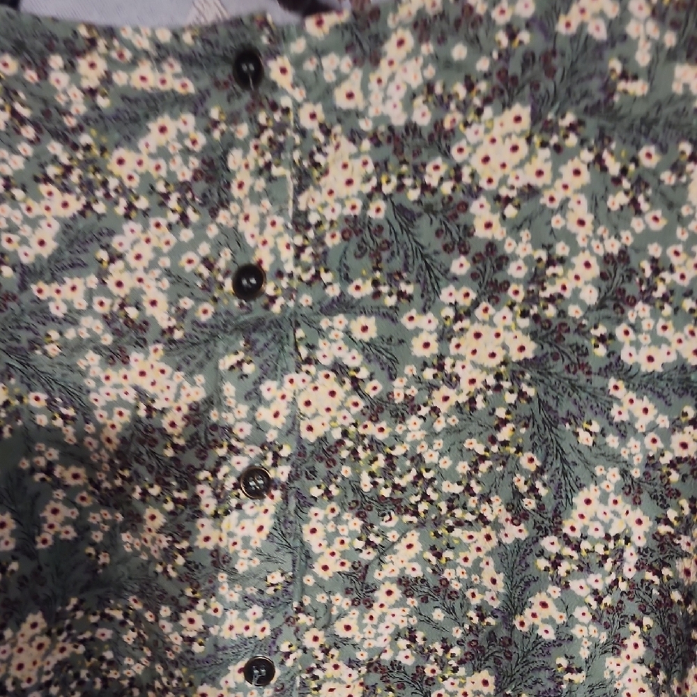 Rewind Multicolor Floral Top - Picture 7 of 7